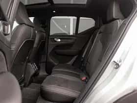 Volvo XC40 (2025) thumbnail 18