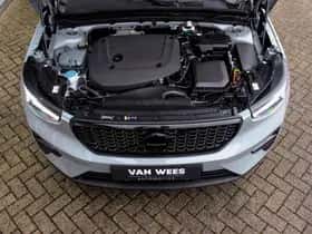 Volvo XC40 (2025) thumbnail 10