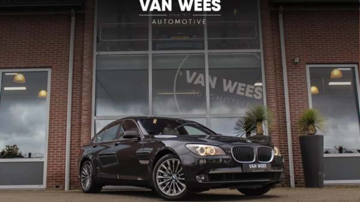BMW 7-Serie (2012) — foto 1