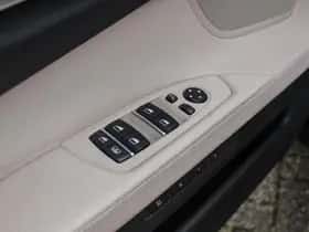 BMW 7-Serie (2012) thumbnail 38