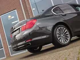 BMW 7-Serie (2012) thumbnail 48