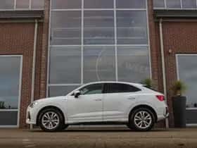Audi Q3 (2021) thumbnail 6