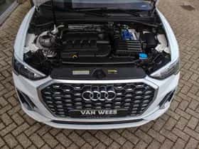Audi Q3 (2021) thumbnail 10