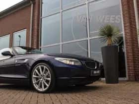 BMW Z4 (2016) thumbnail 40