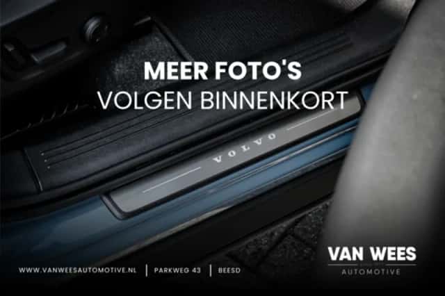 Volvo V60 (2021) thumbnail 5