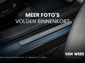 Volvo V60 (2021) thumbnail 5