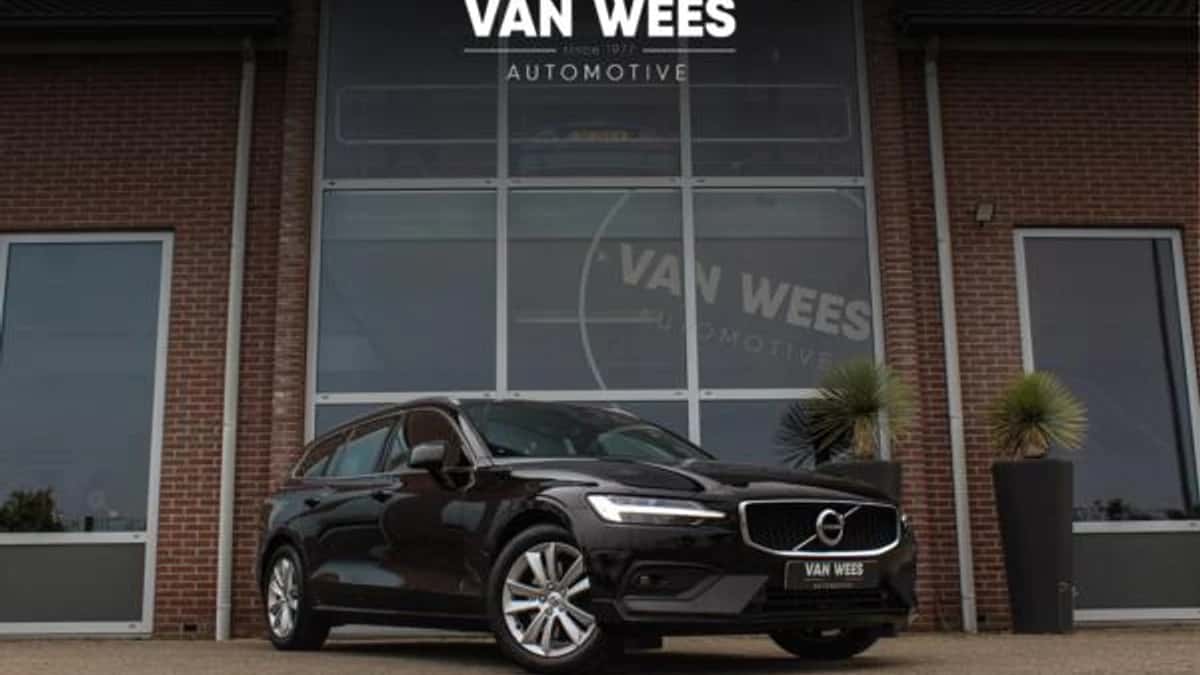 Volvo V60 (2021) — foto 1