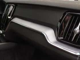 Volvo V60 (2021) thumbnail 37