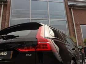 Volvo V60 (2021) thumbnail 44