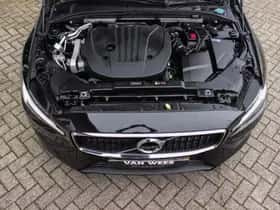Volvo V60 (2021) thumbnail 10
