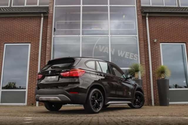 BMW X1 (2016) thumbnail 5