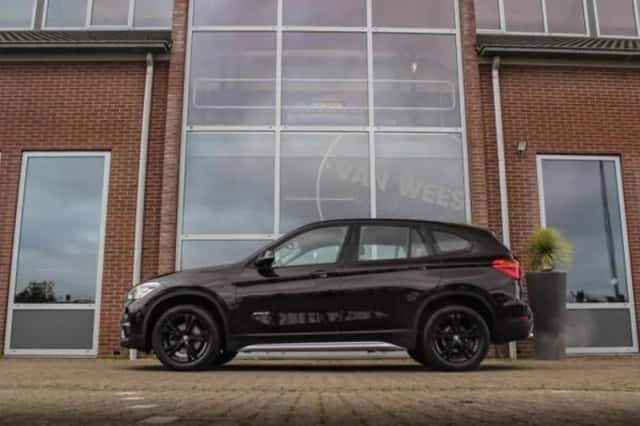 BMW X1 (2016) thumbnail 6