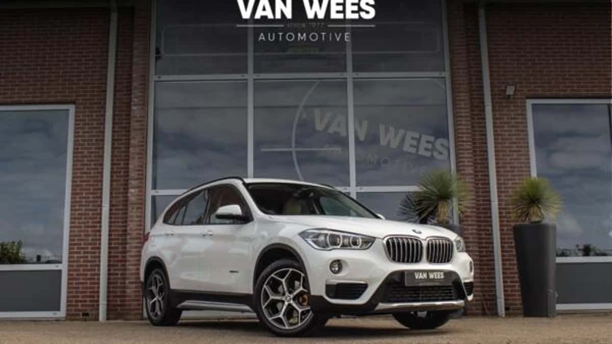 BMW X1 (2021) — foto 1