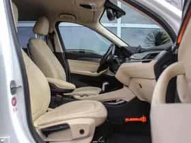 BMW X1 (2021) thumbnail 15