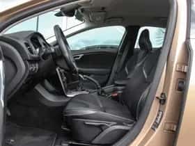 Volvo V40 (2013) thumbnail 14