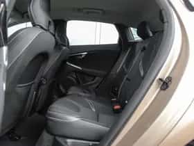 Volvo V40 (2013) thumbnail 18