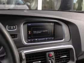 Volvo V40 (2013) thumbnail 25