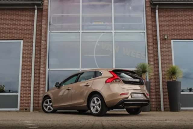 Volvo V40 (2013) thumbnail 4