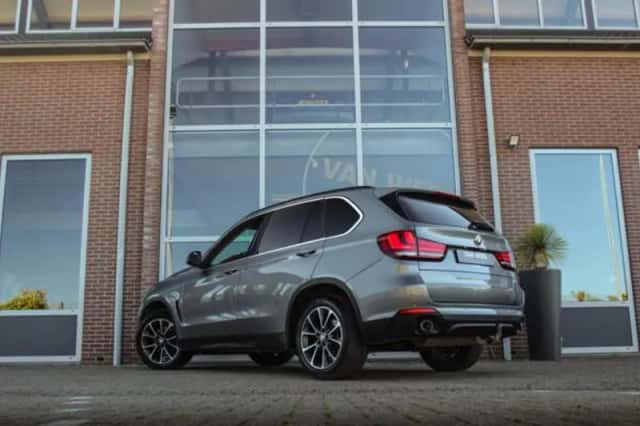 BMW X5 (2013) thumbnail 4