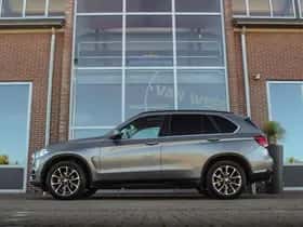 BMW X5 (2017) thumbnail 6