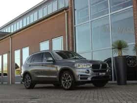 BMW X5 (2017) thumbnail 9