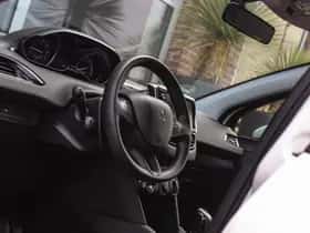 Peugeot 208 (2020) thumbnail 32