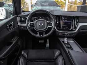 Volvo XC60 (2024) thumbnail 11
