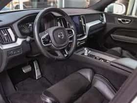 Volvo XC60 (2024) thumbnail 13