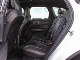 Volvo XC60 (2024) thumbnail 18