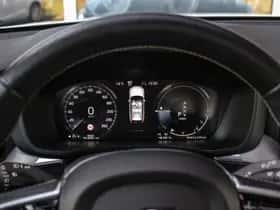 Volvo XC60 (2024) thumbnail 23