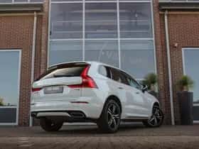 Volvo XC60 (2024) thumbnail 5