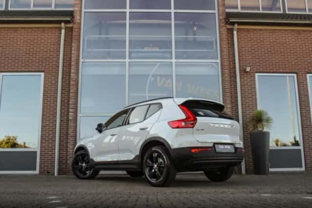 Volvo XC40 (2021) thumbnail 6