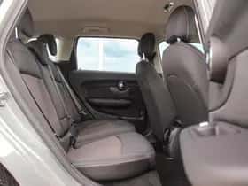 MINI Clubman (2022) thumbnail 19