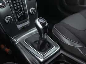 Volvo V40 (2015) thumbnail 27