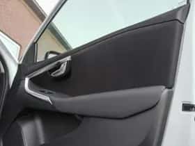 Volvo V40 (2015) thumbnail 30