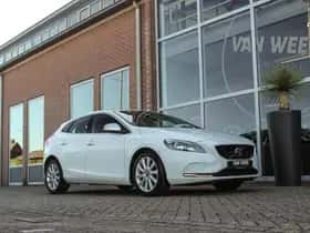 Volvo V40 (2015) thumbnail 9
