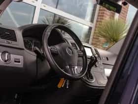 Volkswagen Transporter (2011) thumbnail 34