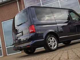 Volkswagen Transporter (2011) thumbnail 38