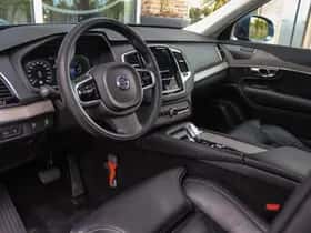 Volvo XC90 (2021) thumbnail 13