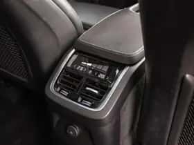 Volvo XC90 (2021) thumbnail 21