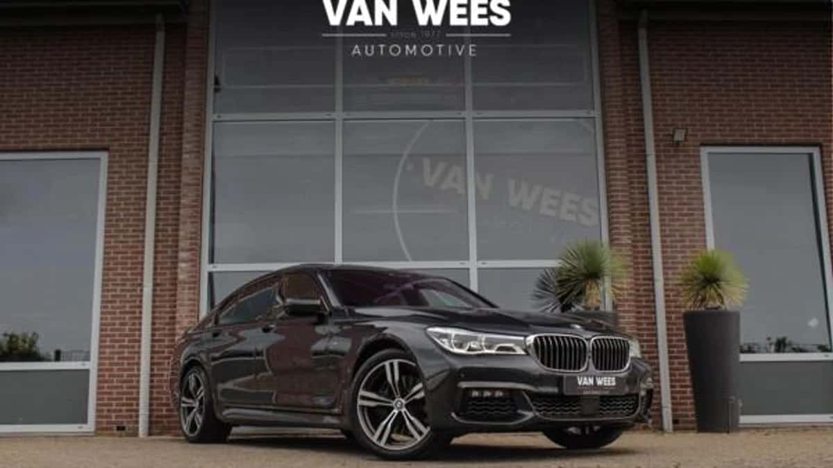 BMW 7-Serie (2015) — foto 1