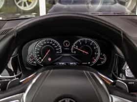 BMW 7-Serie (2015) thumbnail 32