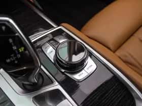 BMW 7-Serie (2015) thumbnail 43