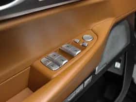 BMW 7-Serie (2015) thumbnail 48