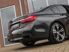 BMW 7-Serie (2015) thumbnail 61