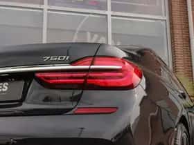 BMW 7-Serie (2015) thumbnail 63