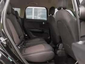 MINI Countryman (2023) thumbnail 19