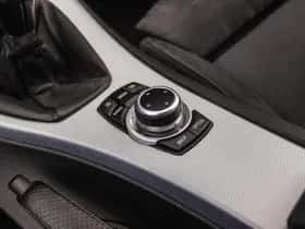 BMW 3-Serie (2010) thumbnail 29