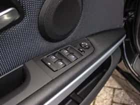 BMW 3-Serie (2010) thumbnail 33