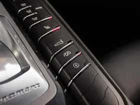 Porsche Panamera (2013) thumbnail 34
